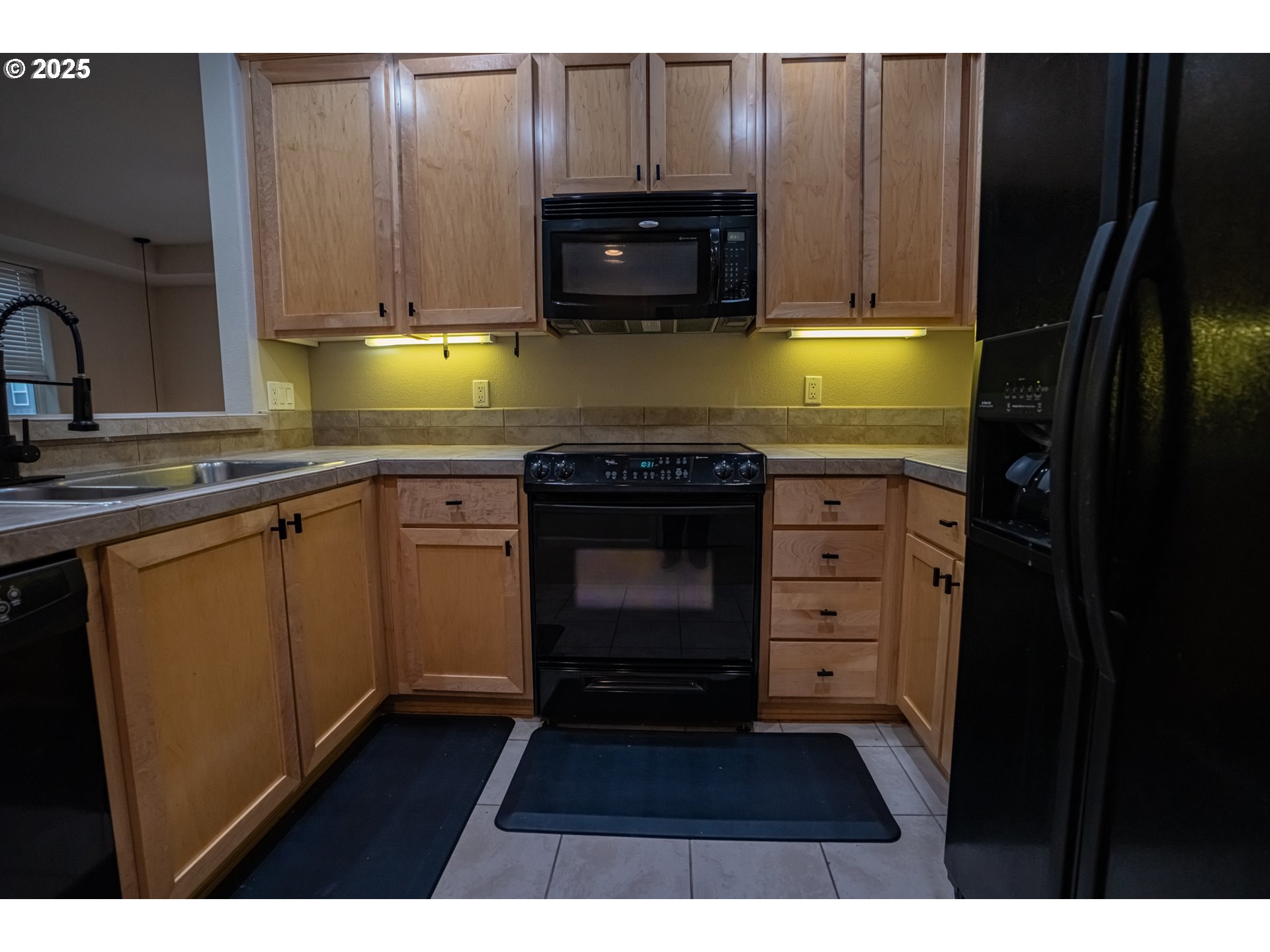 Tigard, Oregon 97223, United States, 2 Bedrooms Bedrooms, ,2 BathroomsBathrooms,Residential,Active,249838