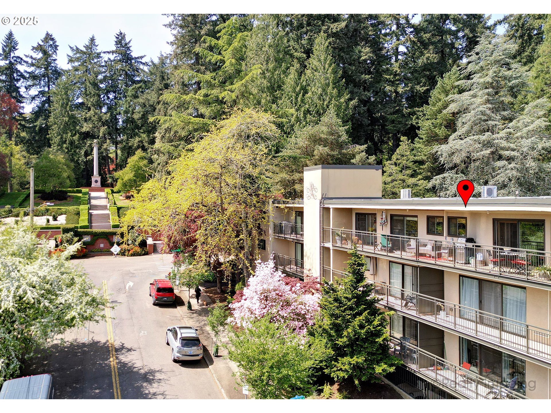 2393 SW PARK PL 308