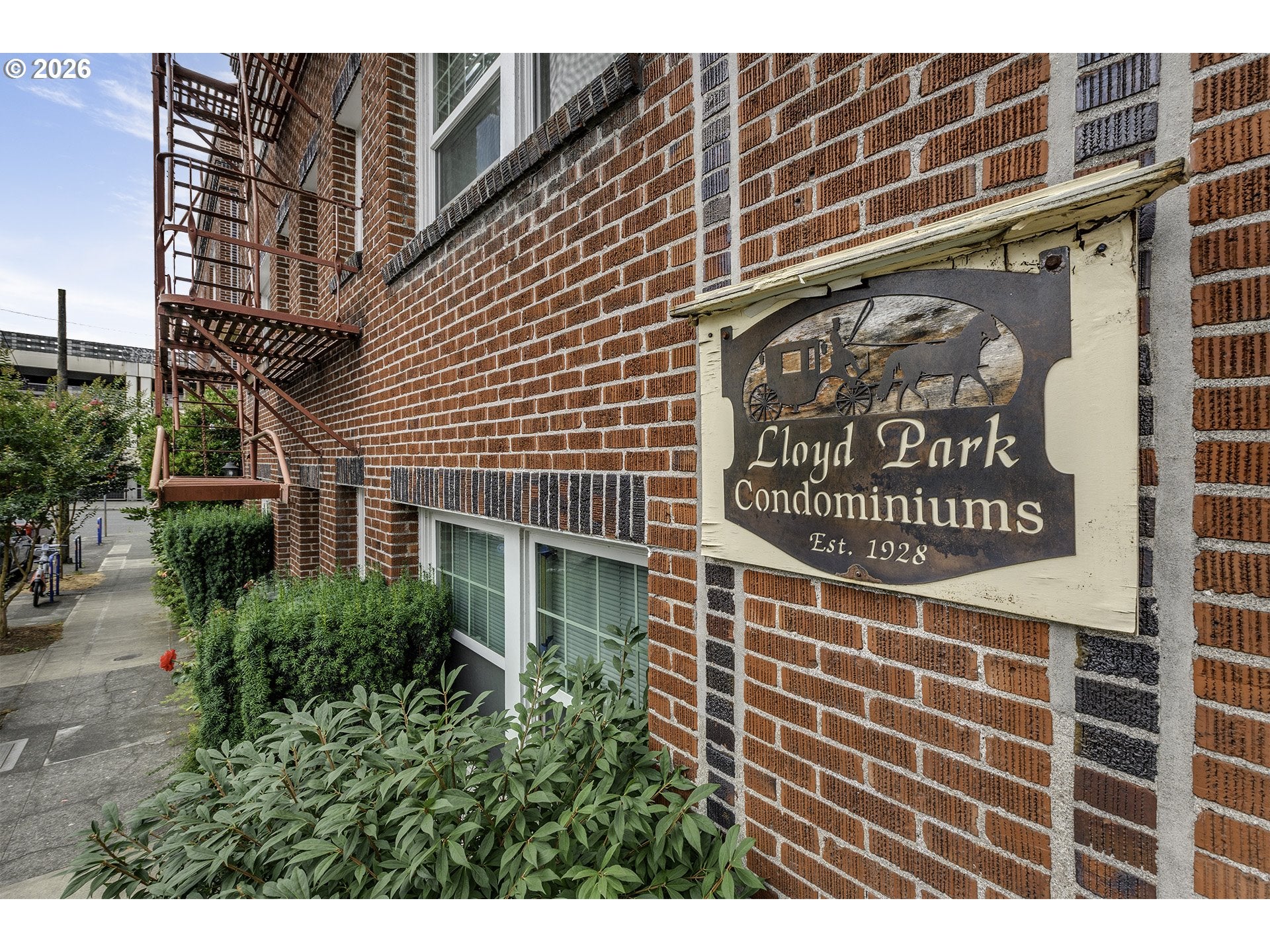 1509 NE 10TH AVE 205
