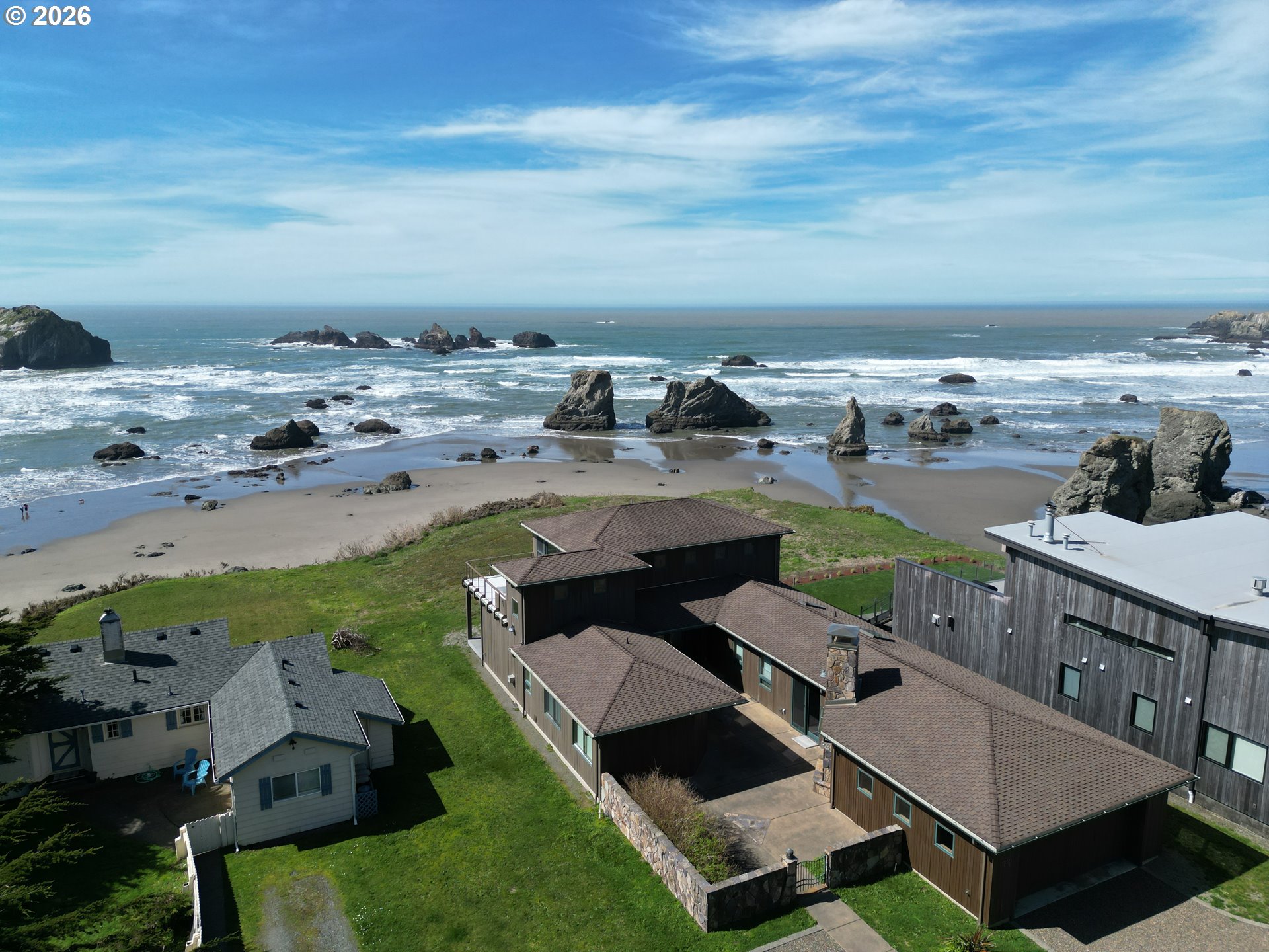 1950 BEACH LOOP DR SW