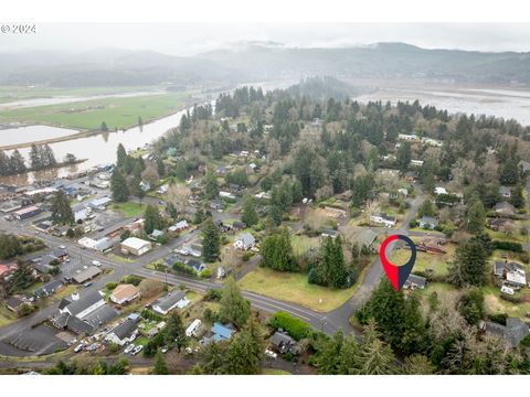 A home in Nehalem