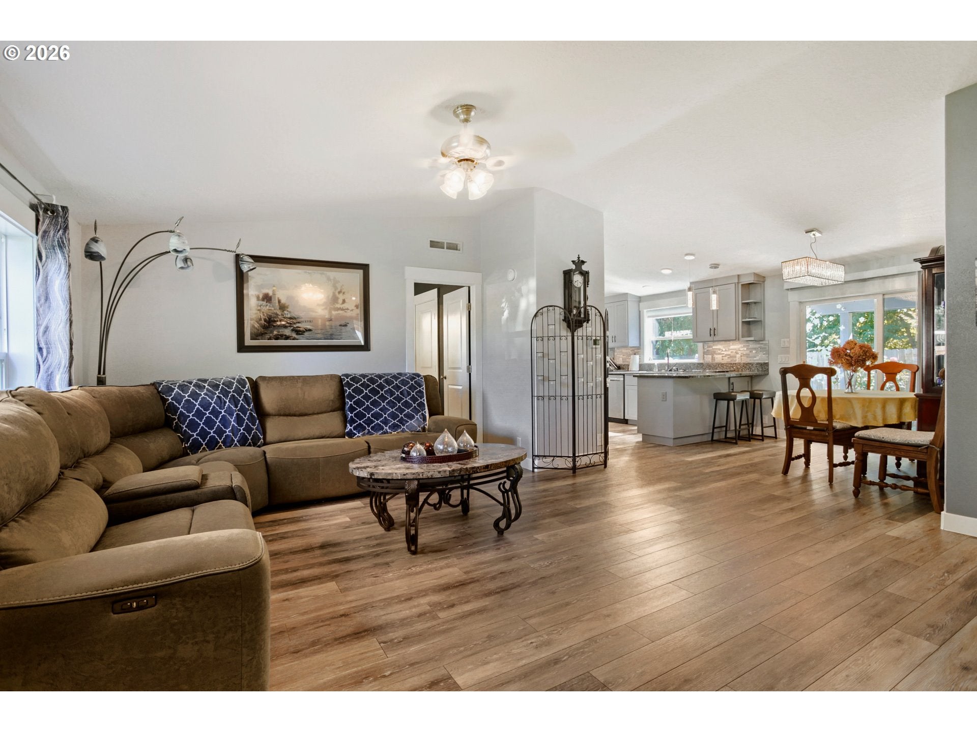 244 NW HAYDEN CT