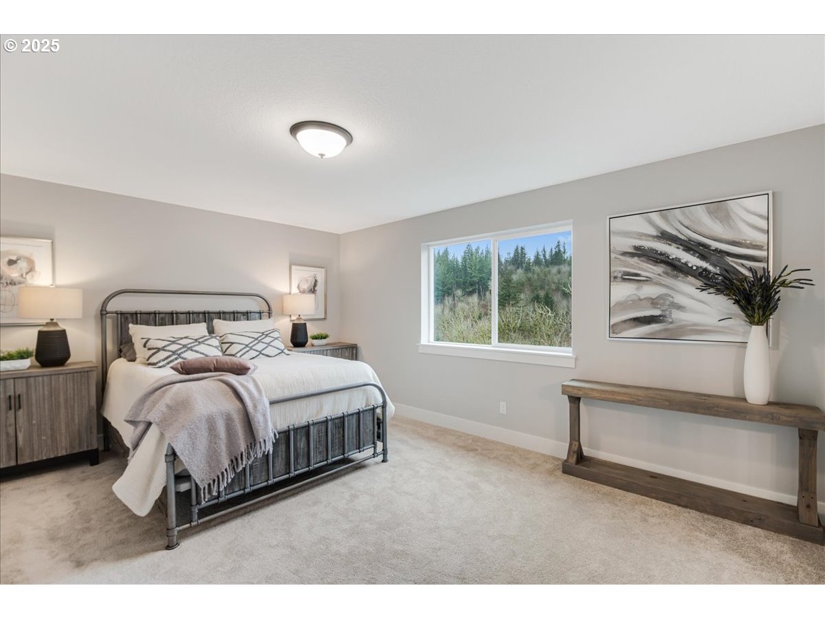 Gresham, Oregon 97080, United States, 5 Bedrooms Bedrooms, ,4 BathroomsBathrooms,Residential,Pending,28005