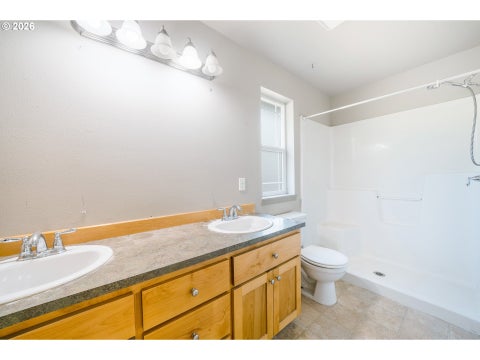 Tiny photo for 48393 Roaring Rapids Way, Oakridge, OR 97463 (MLS # 552804712)