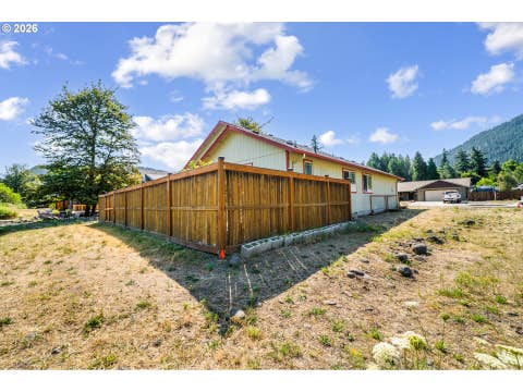 Tiny photo for 48393 Roaring Rapids Way, Oakridge, OR 97463 (MLS # 552804712)