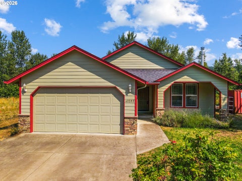 Photo of 48393 Roaring Rapids Way, Oakridge, OR 97463 (MLS # 552804712)