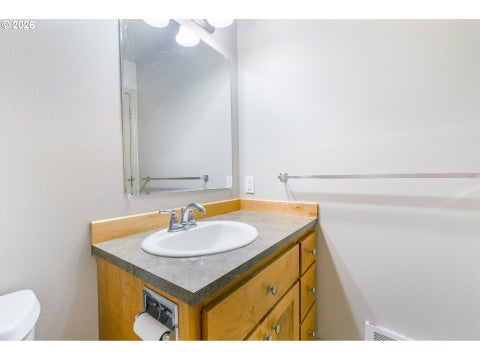 Tiny photo for 48393 Roaring Rapids Way, Oakridge, OR 97463 (MLS # 552804712)