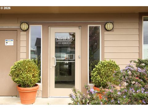 211 HARBOR ST 26 Florence OR 97439