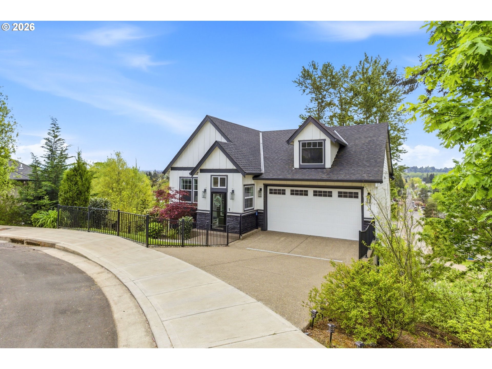 1372 OVERVIEW ST