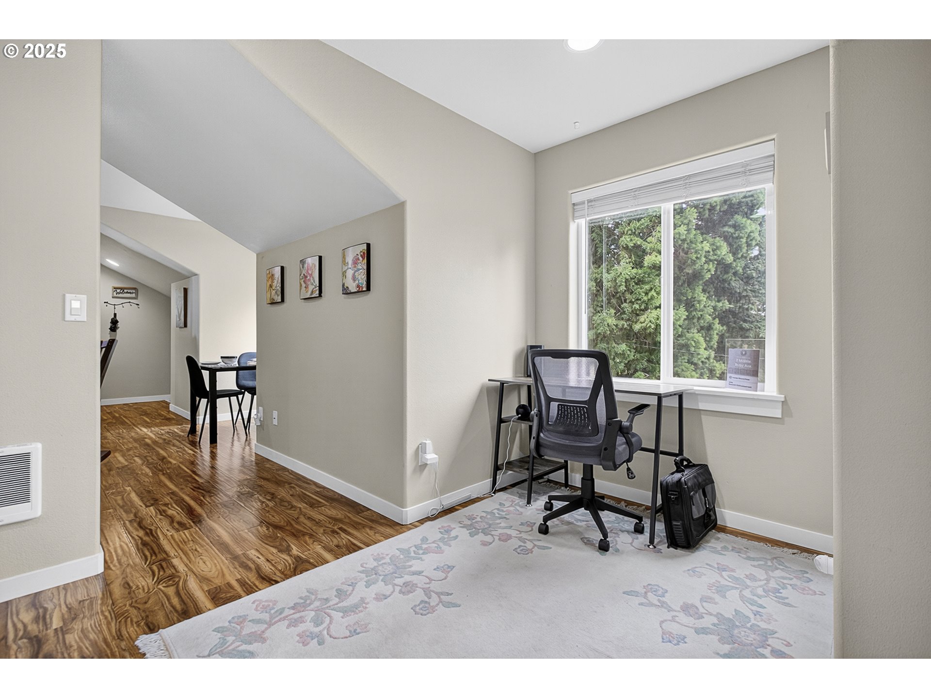 Eugene, Oregon 97404, United States, 4 Bedrooms Bedrooms, ,3 BathroomsBathrooms,Residential,Active,187749