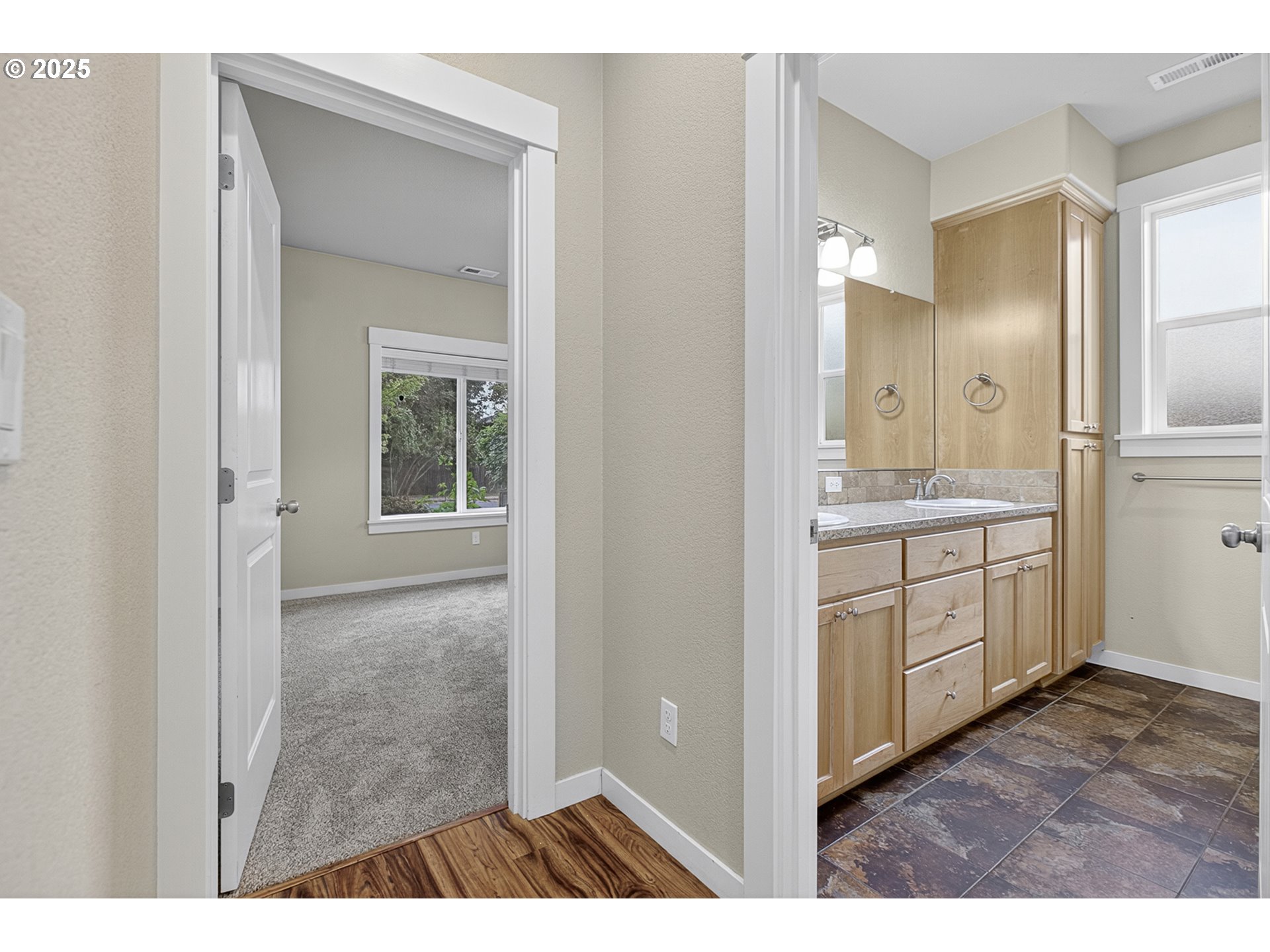 Eugene, Oregon 97404, United States, 4 Bedrooms Bedrooms, ,3 BathroomsBathrooms,Residential,Active,187749