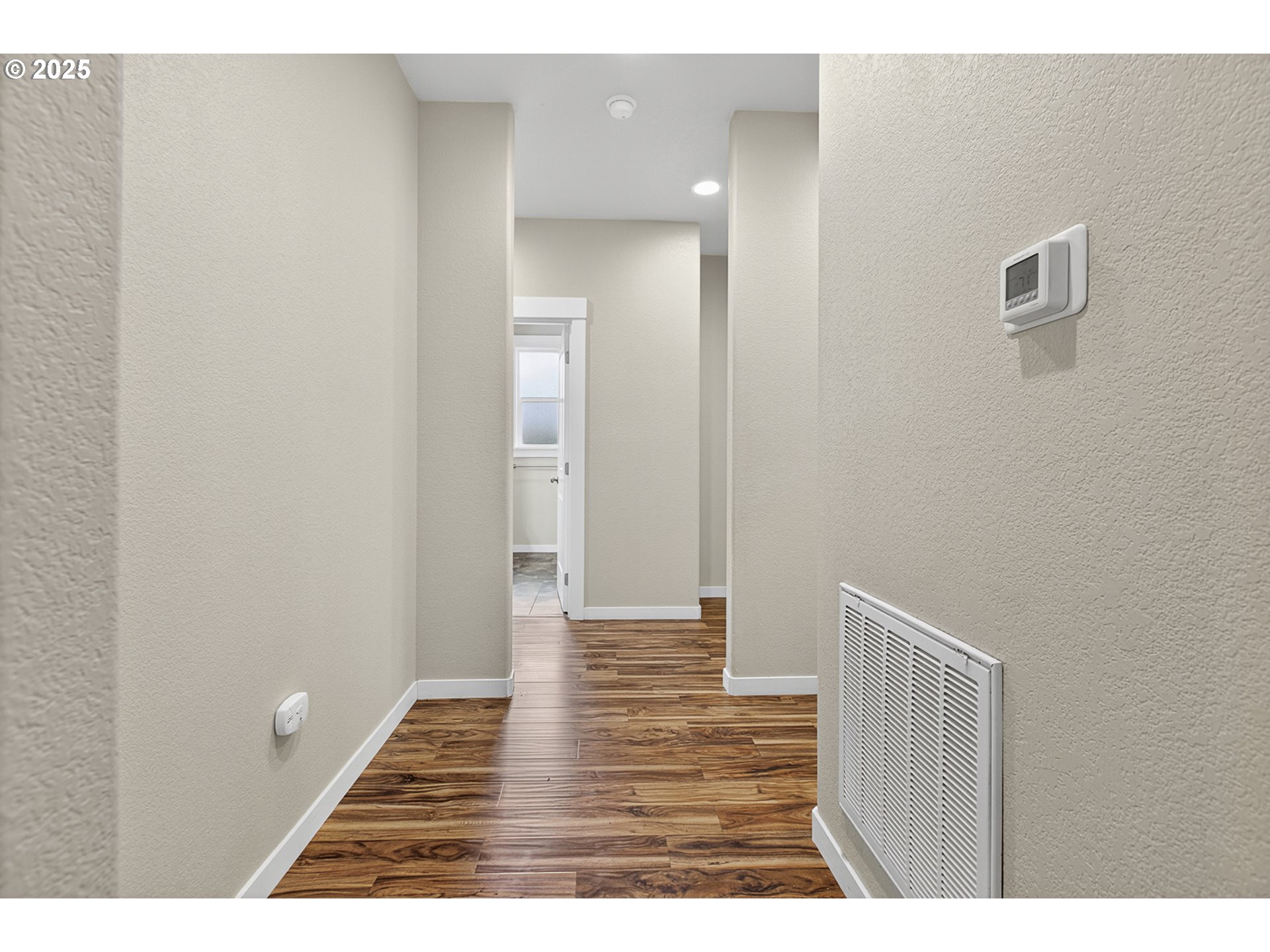 Eugene, Oregon 97404, United States, 4 Bedrooms Bedrooms, ,3 BathroomsBathrooms,Residential,Active,187749