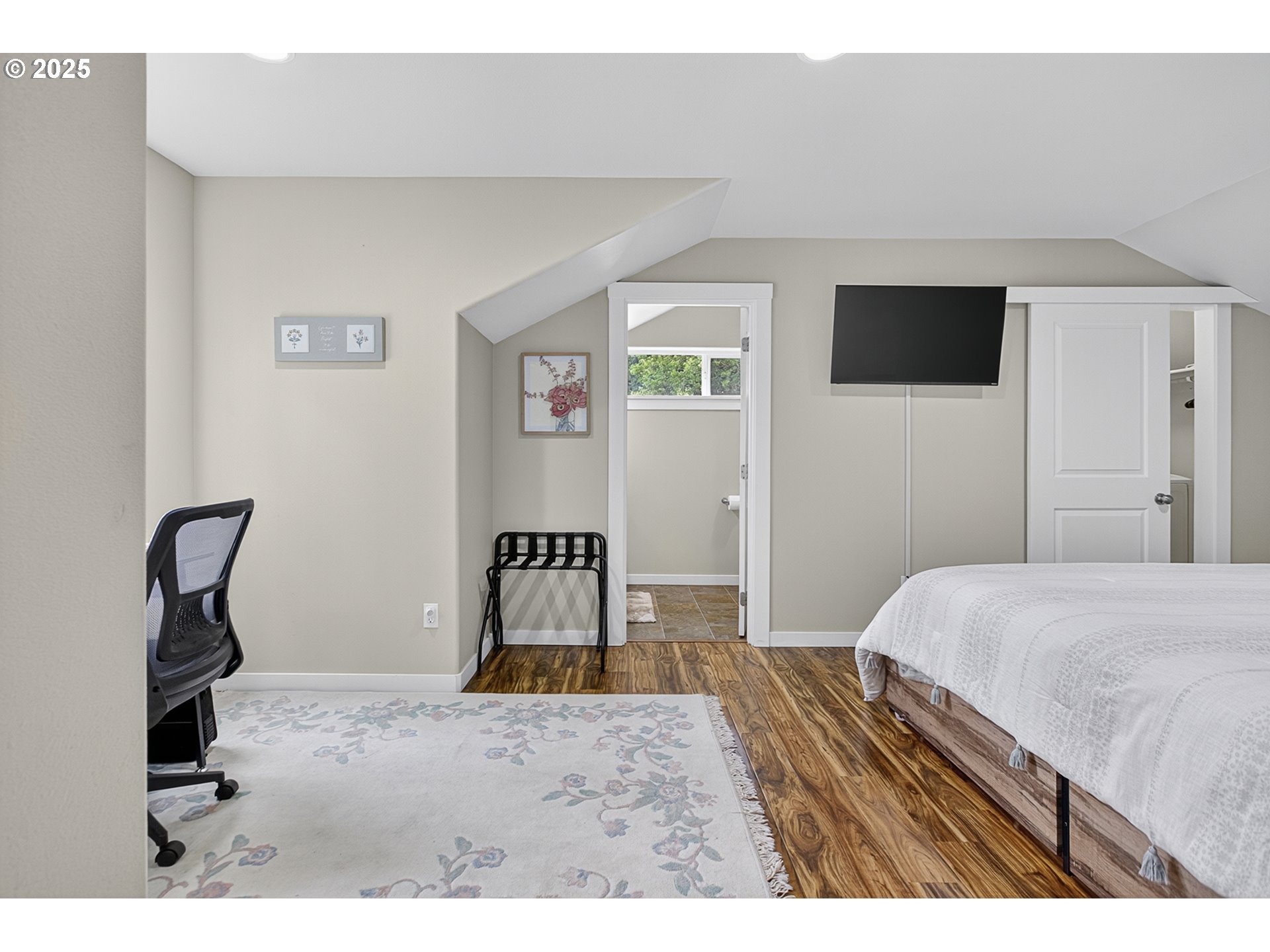 Eugene, Oregon 97404, United States, 4 Bedrooms Bedrooms, ,3 BathroomsBathrooms,Residential,Active,187749