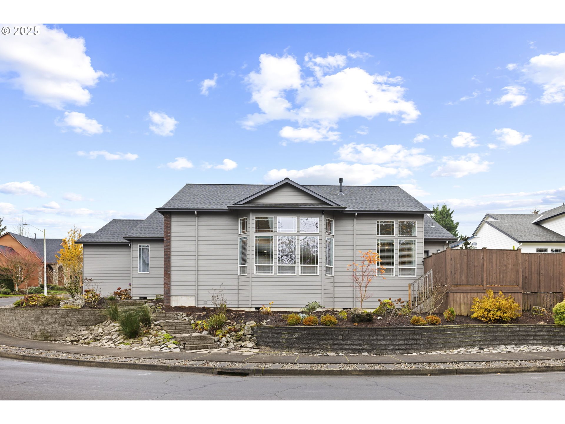 1249 SE WILLIAMS AVE