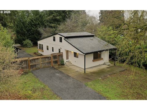 A home in Scappoose