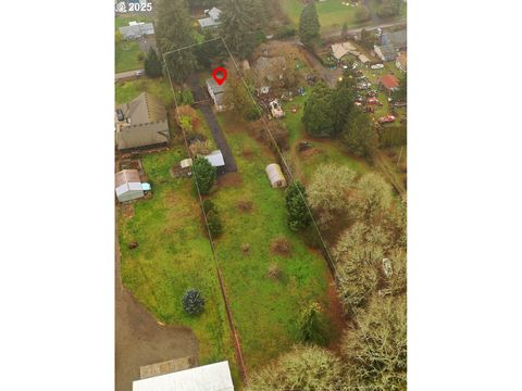 A home in Scappoose