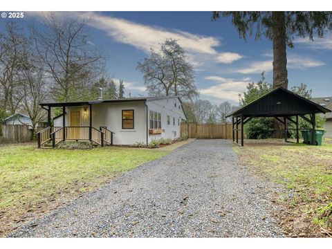 A home in Scappoose