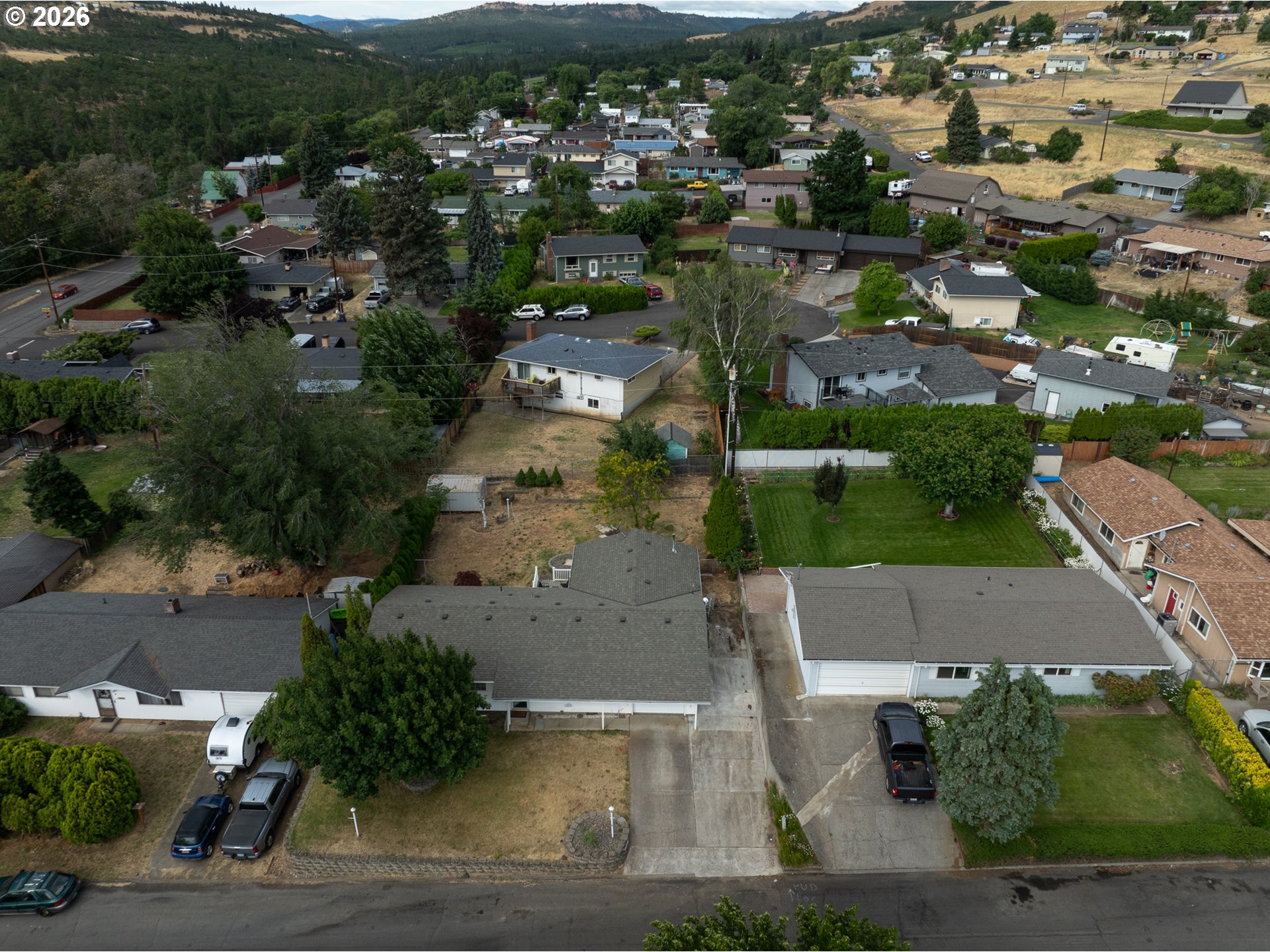 1018 W MURRAY DR