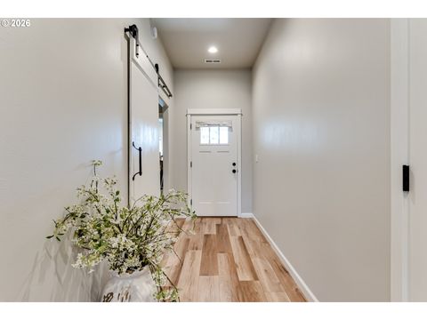 Tiny photo for 374 Owens Way, Creswell, OR 97426 (MLS # 335246680)