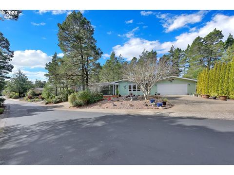 303 MANZANITA DR Florence OR 97439