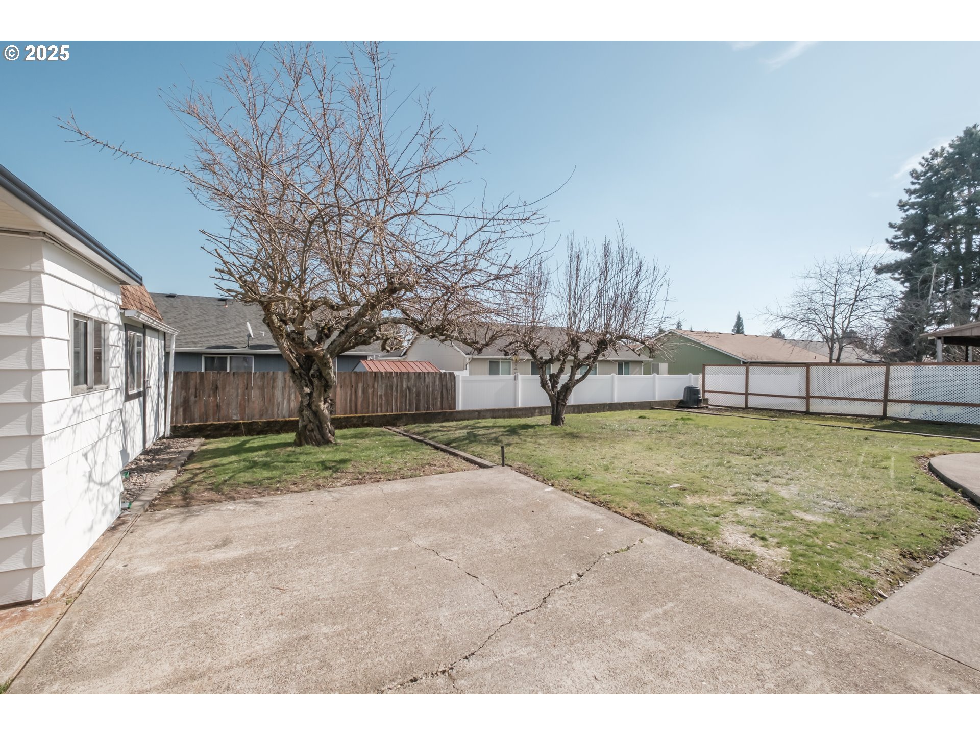 Salem, Oregon 97305, United States, 3 Bedrooms Bedrooms, ,2 BathroomsBathrooms,Residential,Pending,81828