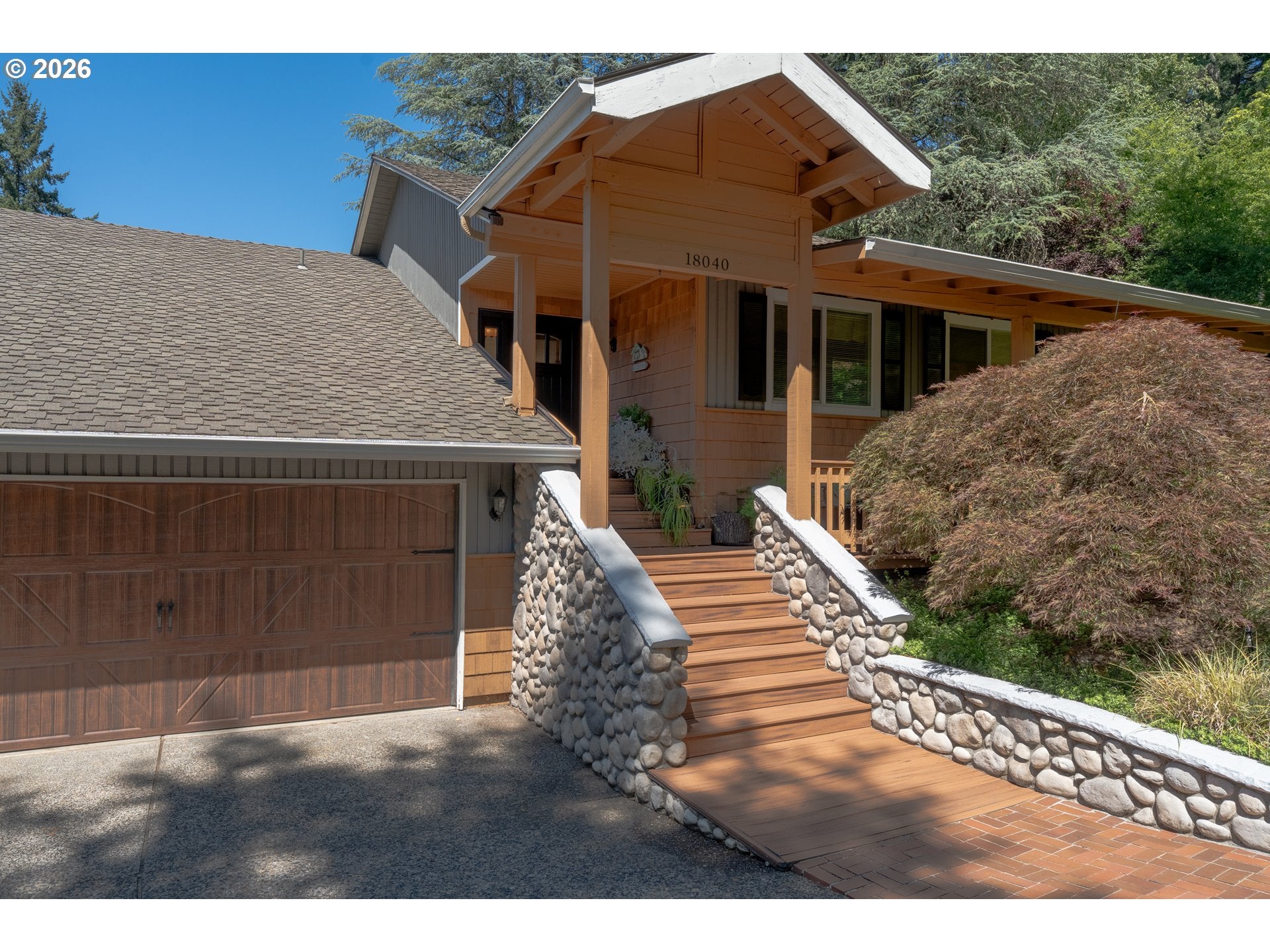 18040 ROYCE WAY