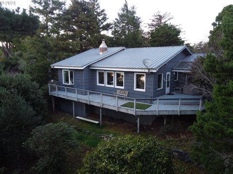 A home in Port Orford