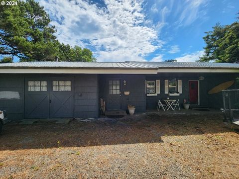 A home in Port Orford