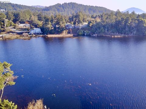 A home in Port Orford