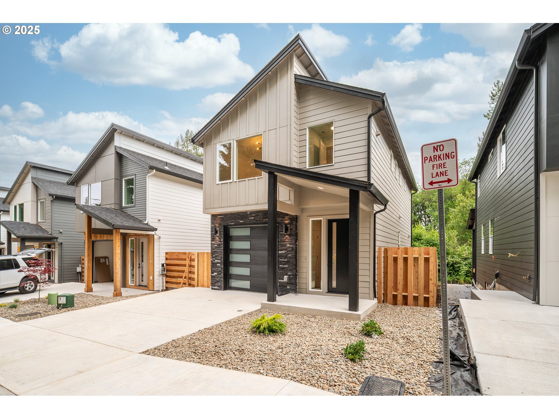 11003 NE 64TH CT