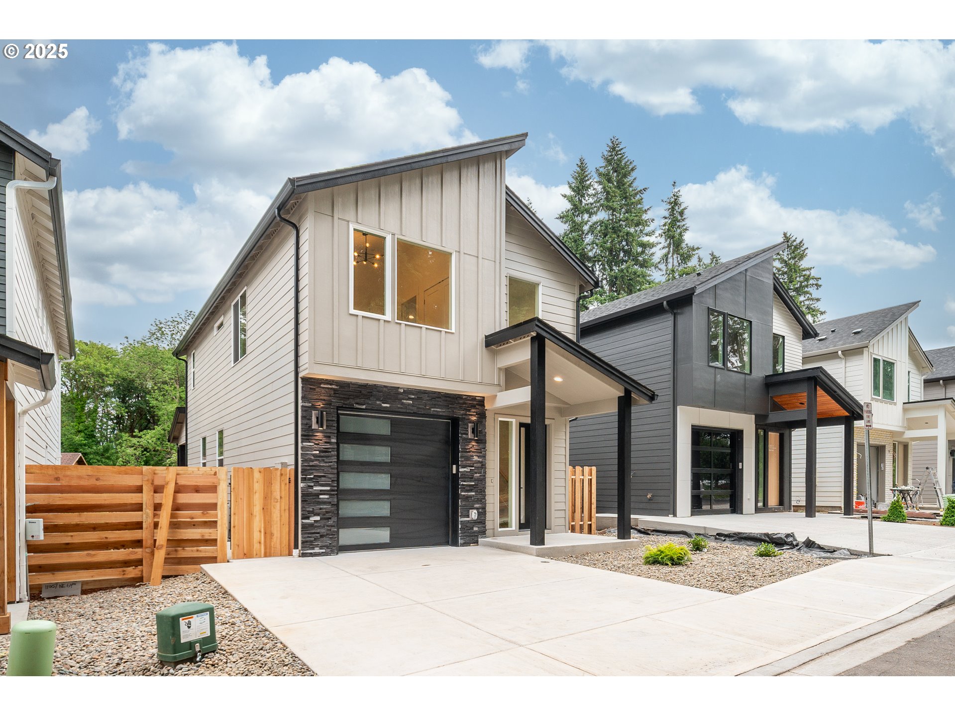 11003 NE 64TH CT