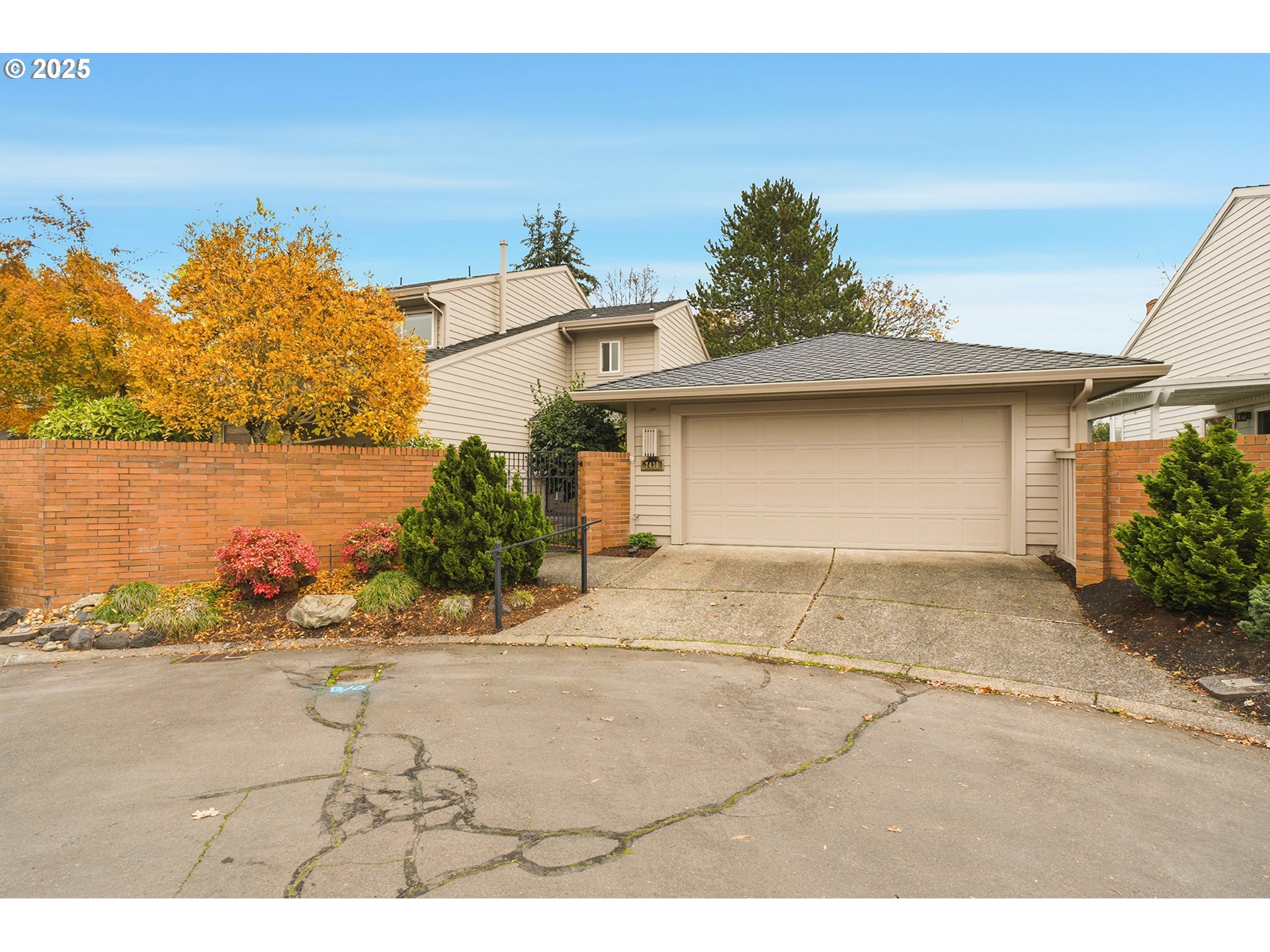 7430 SW Greens View CT