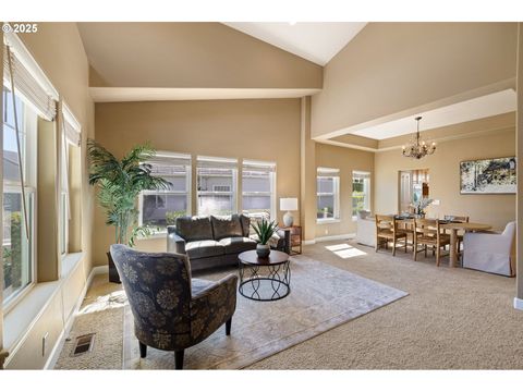 Tiny photo for 375 Magnolia Dr, Creswell, OR 97426 (MLS # 214621055)