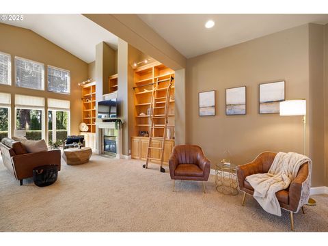 Tiny photo for 375 Magnolia Dr, Creswell, OR 97426 (MLS # 214621055)