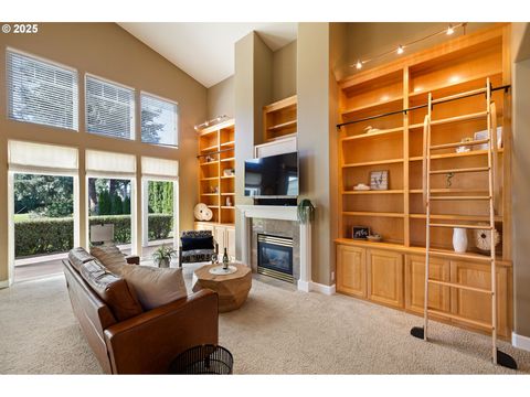Tiny photo for 375 Magnolia Dr, Creswell, OR 97426 (MLS # 214621055)