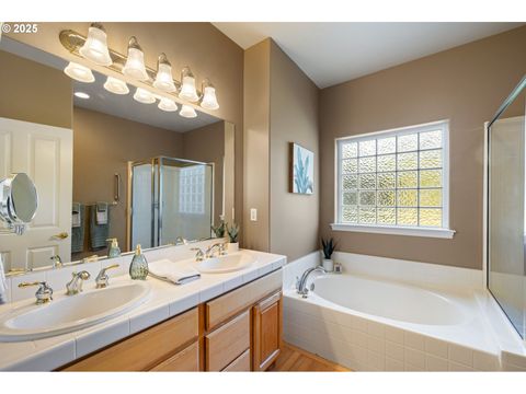 Tiny photo for 375 Magnolia Dr, Creswell, OR 97426 (MLS # 214621055)