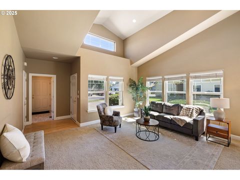 Tiny photo for 375 Magnolia Dr, Creswell, OR 97426 (MLS # 214621055)