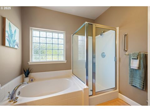 Tiny photo for 375 Magnolia Dr, Creswell, OR 97426 (MLS # 214621055)