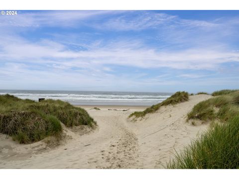 A home in Nehalem