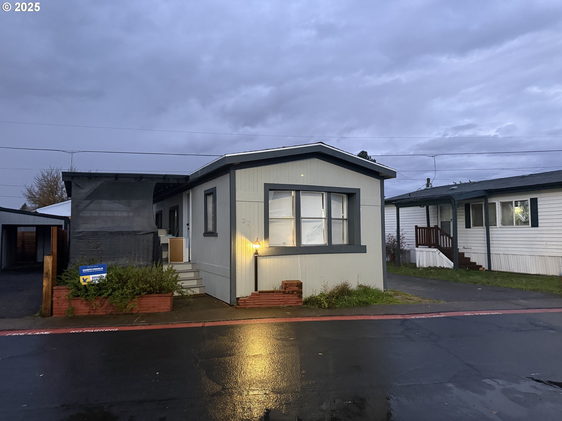 8951 SE FULLER RD 37