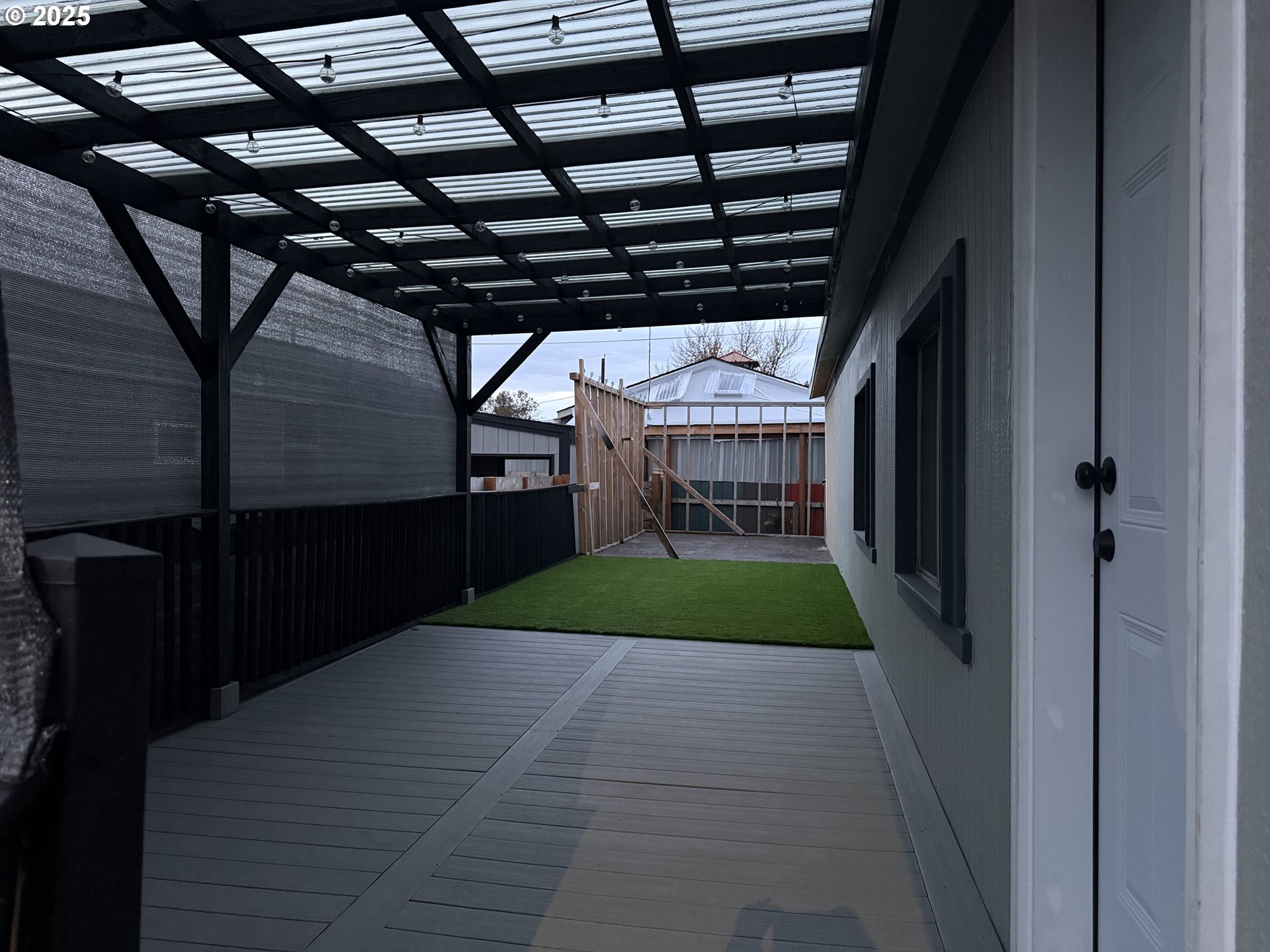 8951 SE FULLER RD 37