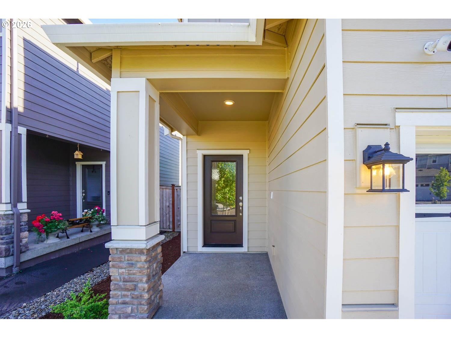 3301 NE 120TH CIR