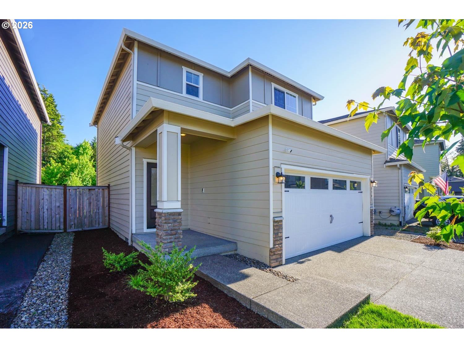 3301 NE 120TH CIR