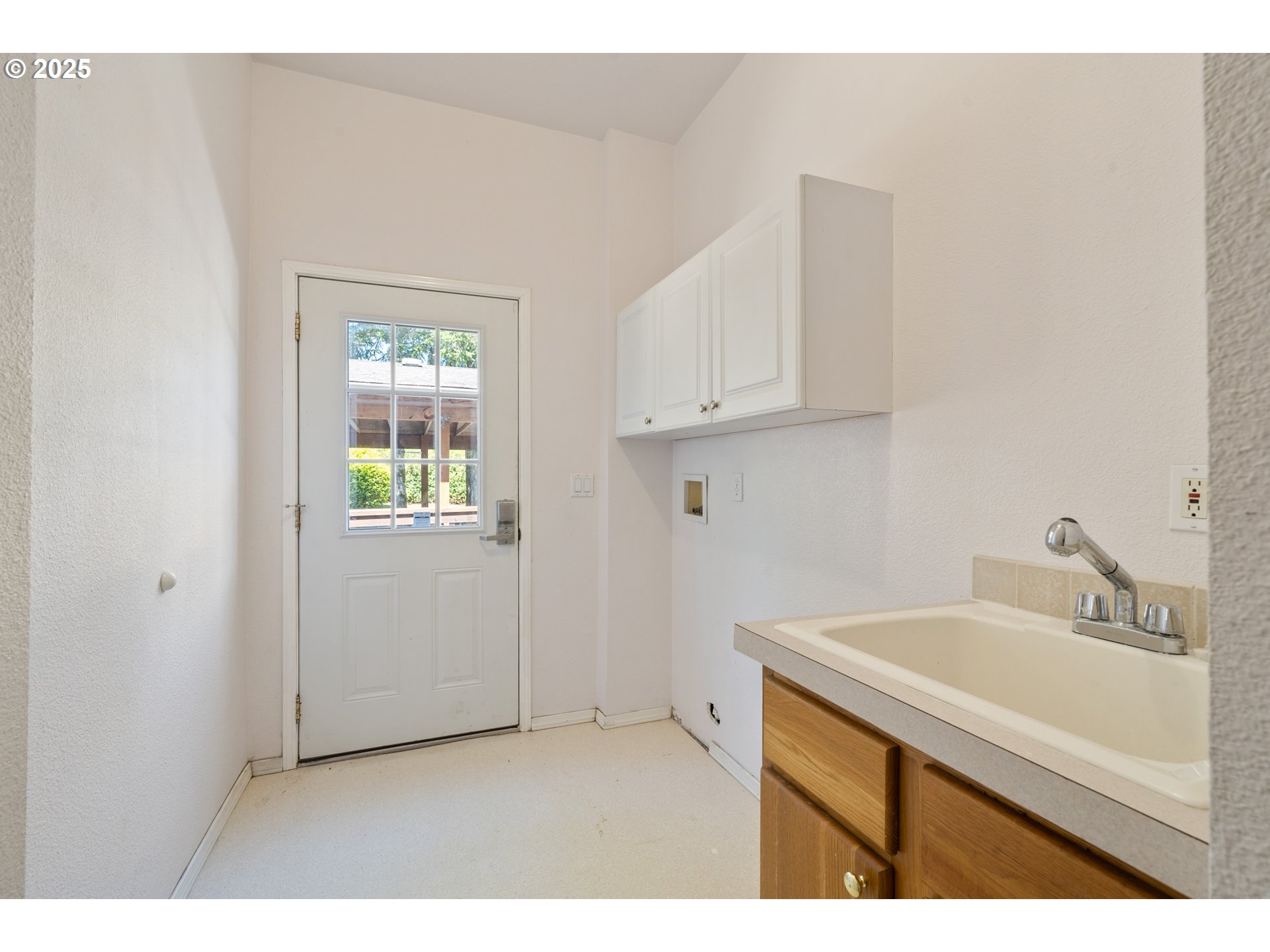 Nehalem, Oregon 97131, United States, 6 Bedrooms Bedrooms, ,6 BathroomsBathrooms,Residential,Active,185079