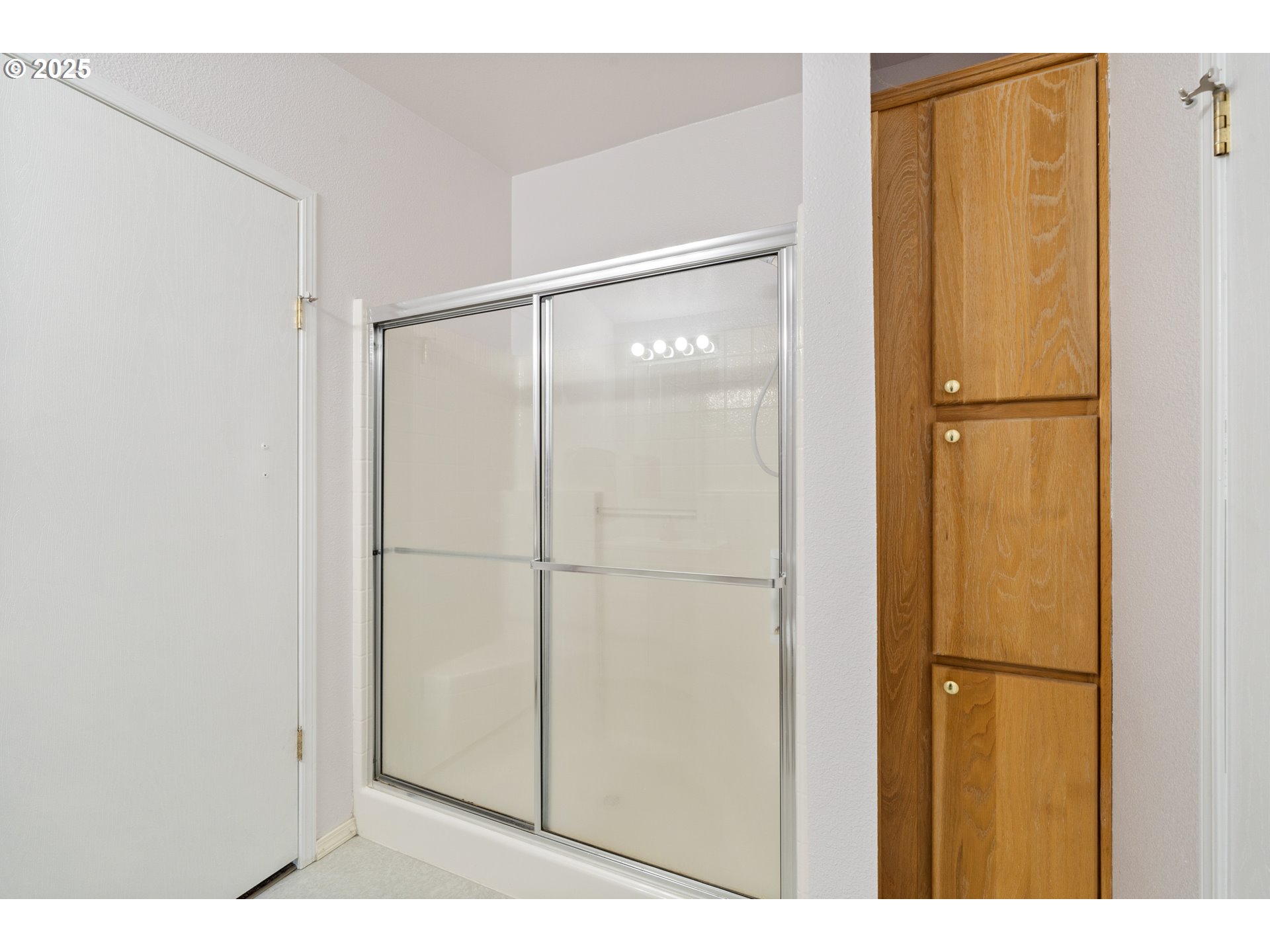 Nehalem, Oregon 97131, United States, 6 Bedrooms Bedrooms, ,6 BathroomsBathrooms,Residential,Active,185079