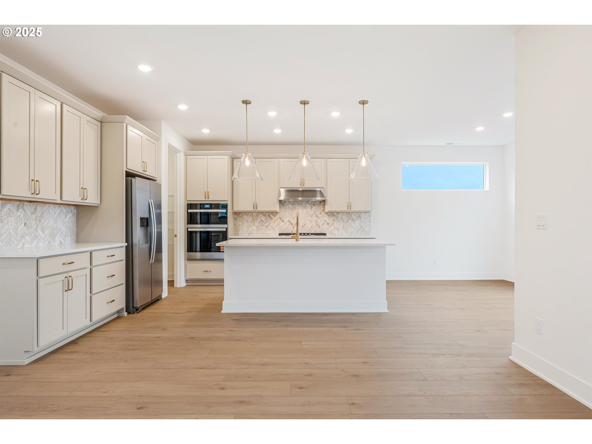 15985 SW BLUEWATER TER