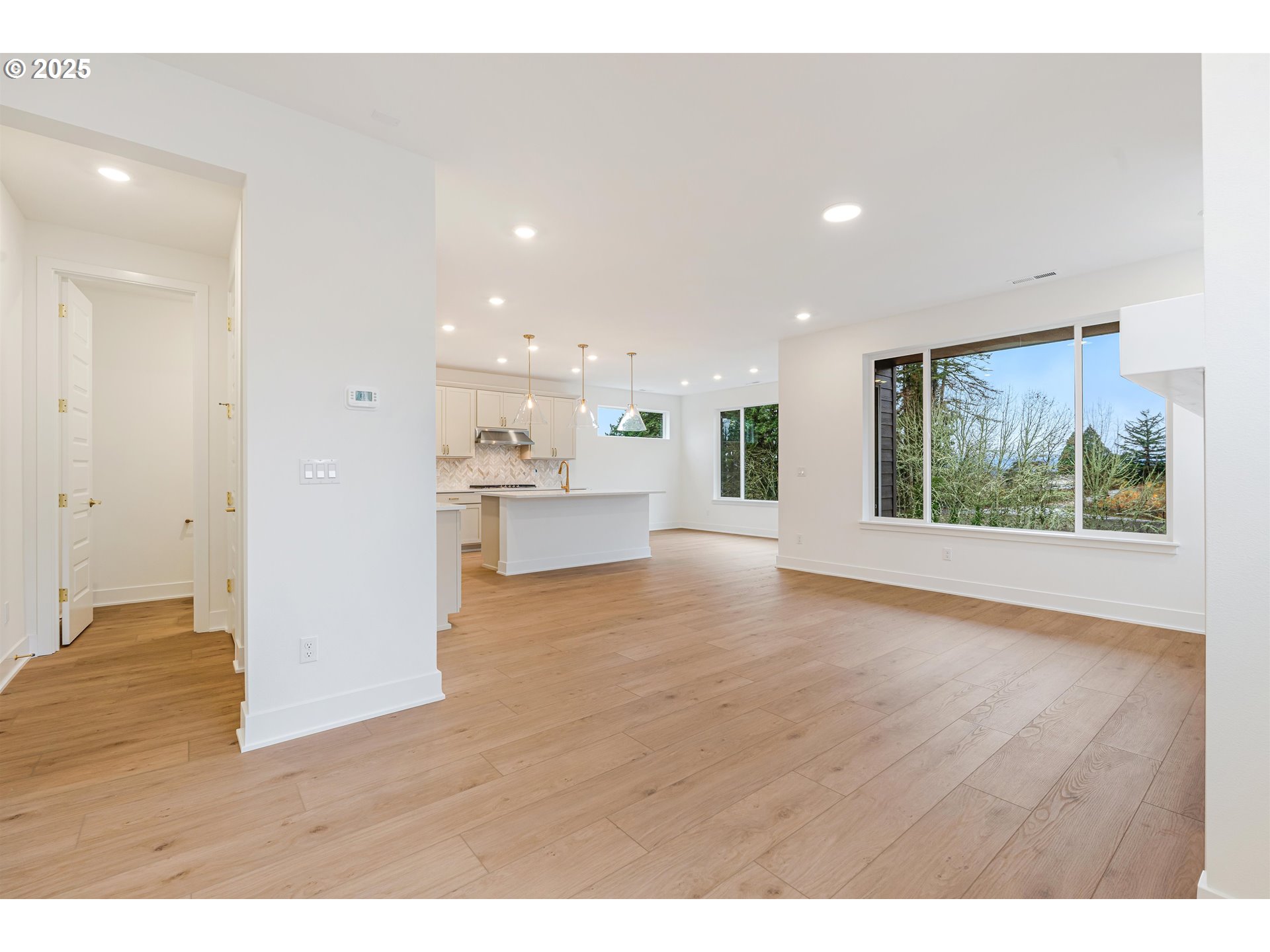 15985 SW BLUEWATER TER