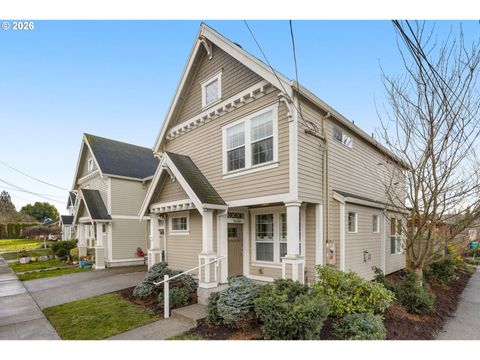 5620 N HUDSON ST Portland OR 97203