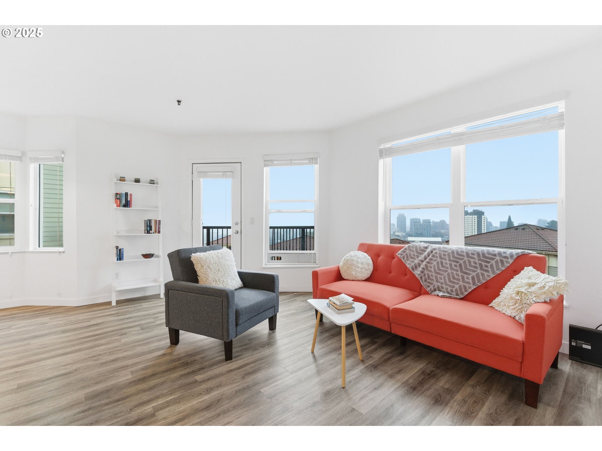 303 NW Uptown TER 2B