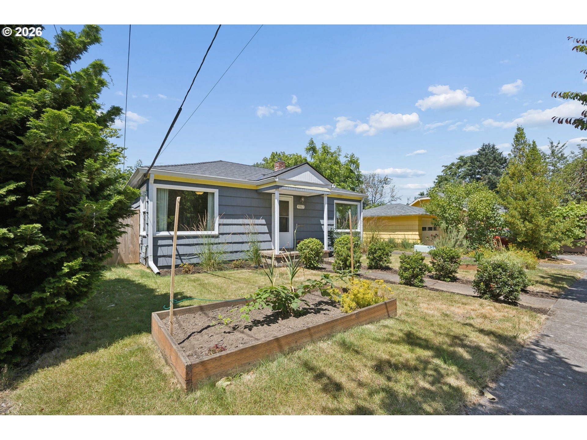 9317 N CALHOUN AVE